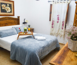 Dormitorio de la planta baja de la Casa Rural Laguna